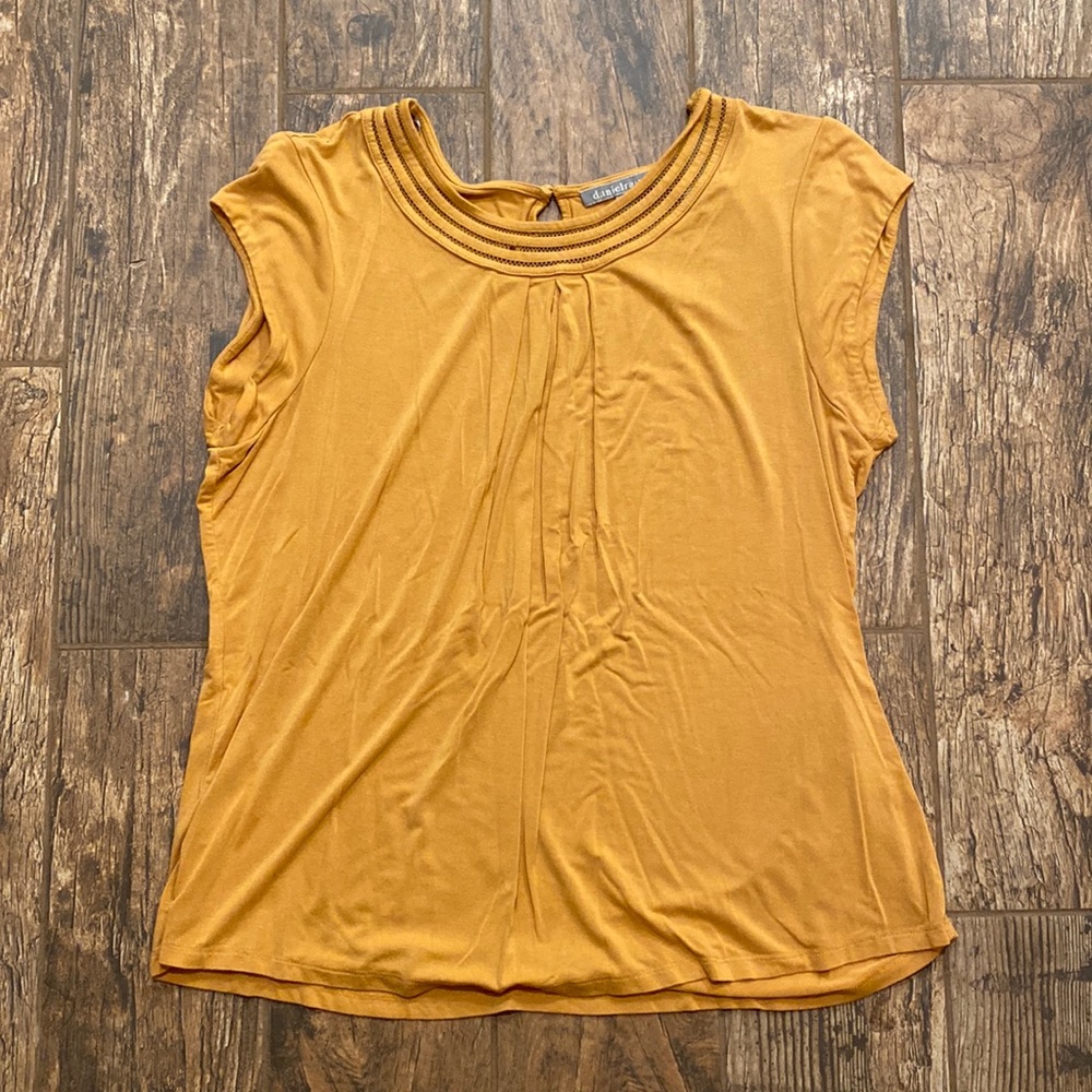 Daniel Rainn Knit Top